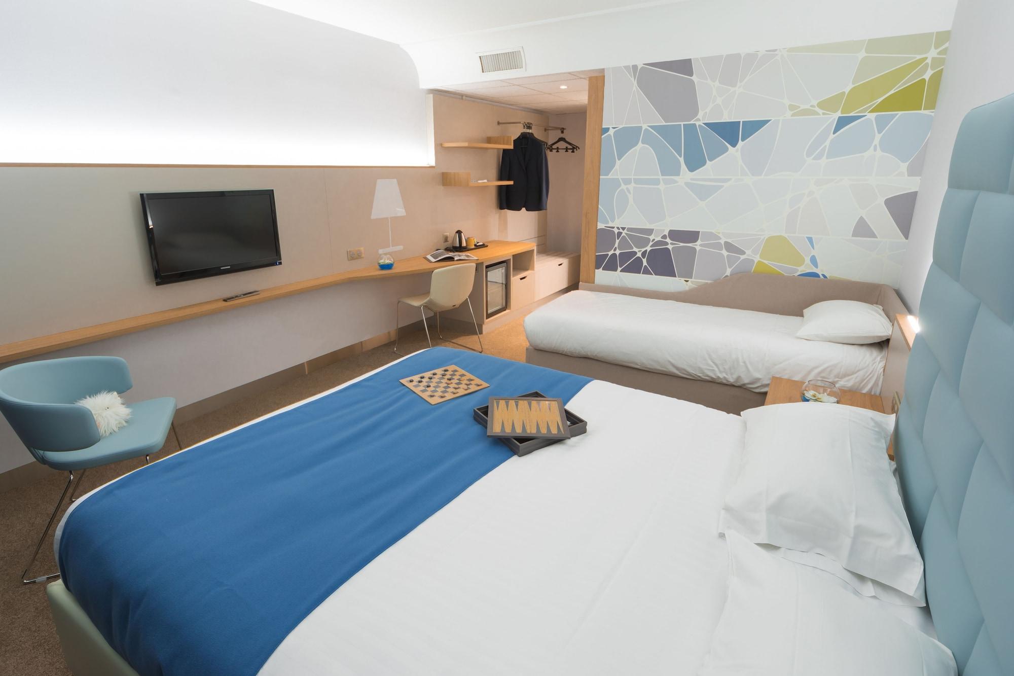 Hotel Plaza - Site Du Futuroscope Chasseneuil-du-Poitou Eksteriør billede